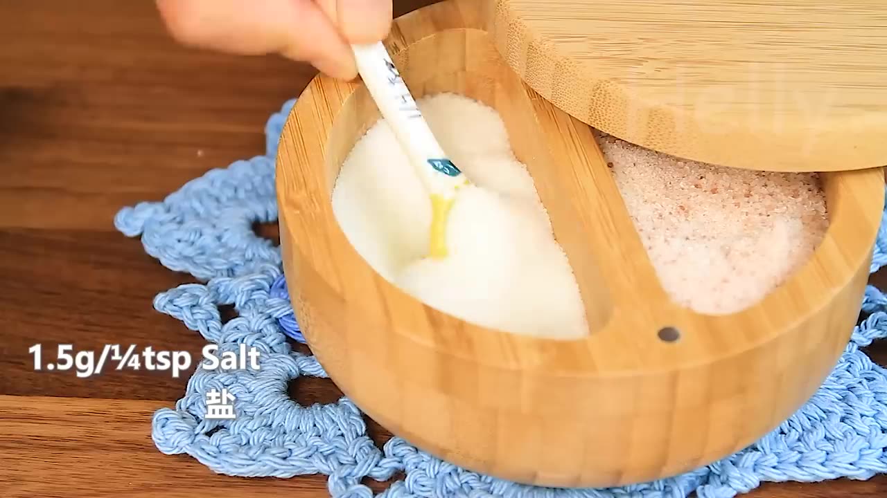 Throw the dough into boiling water and the result will surprise you!