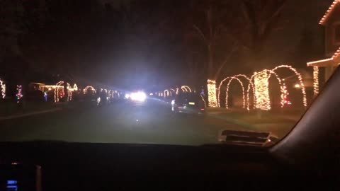 Willow Glen Holiday Lights Drive Thru Part IX 12月8日2022年
