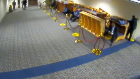 1476HSOB02SH211Hallway_2021-01-06_17h40min01s457ms.mp4