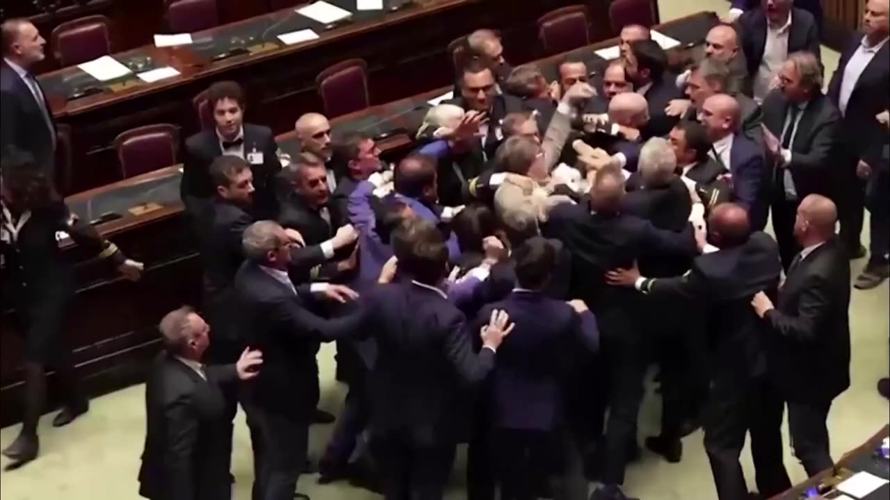 🚩Chaos Ensued as Italian Lawmakers Brawl in Parliament