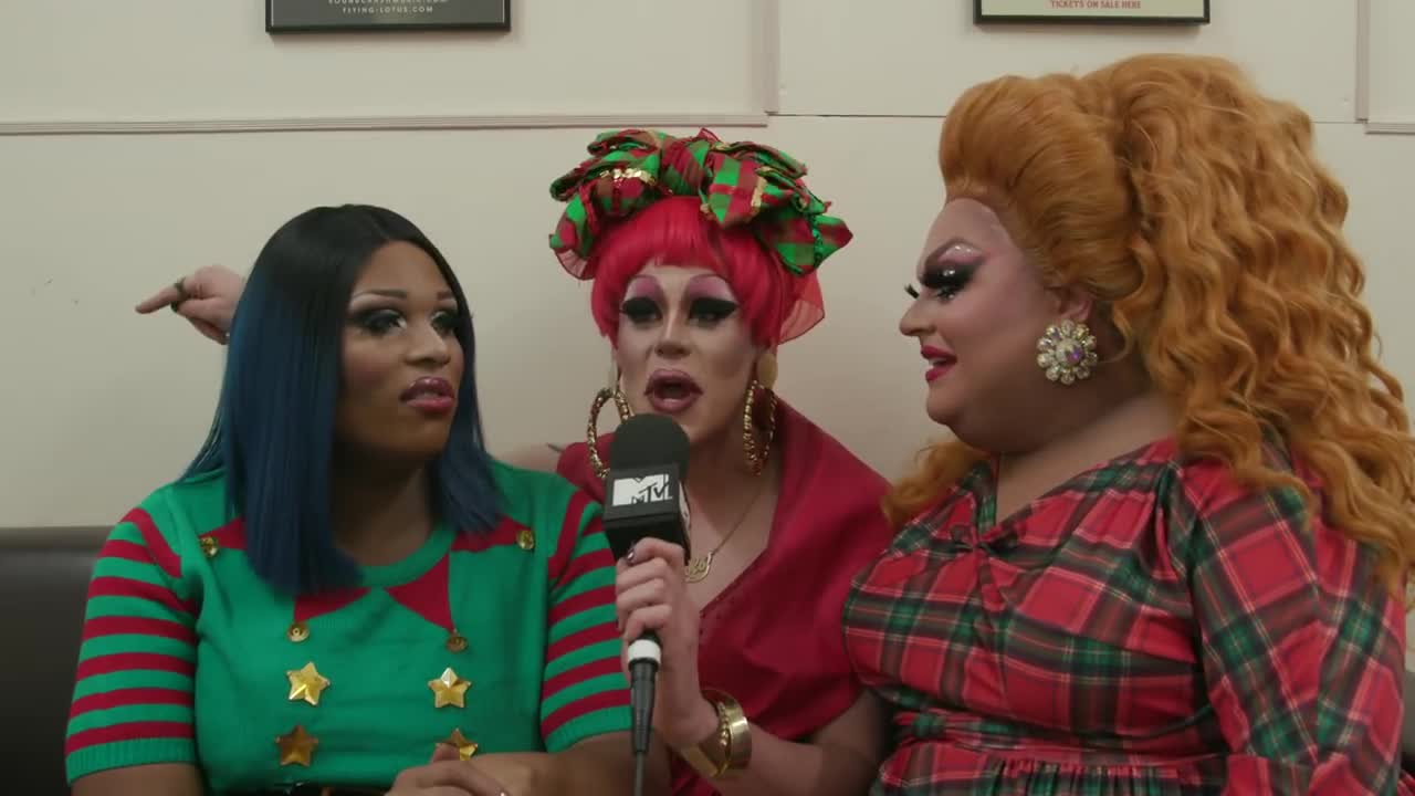 RuPaul’s Drag Race Queens Play Never Have