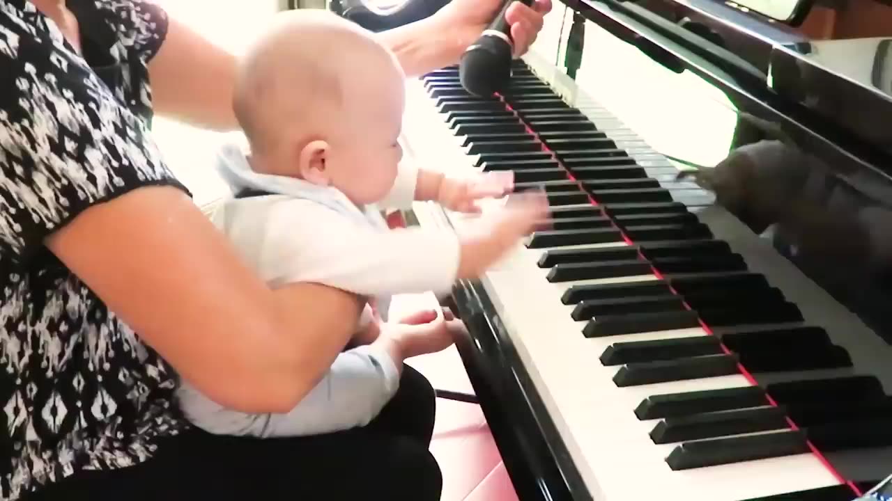 Funny Baby Videos - Joyful Baby Babbles And Cuddles