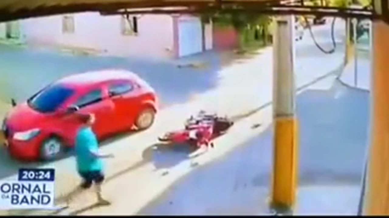 @Funnh Do Accidents Like Boss. 😂😂