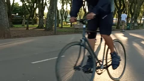 Fixed gear role domingo no parque