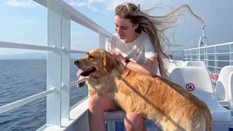 Taking My Golden Retriever on a Boat Trip For The First Time