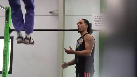 CRAZY CLEANER surprise GIRLS in a GYM prank _1 _ Aesthetics in public reactions