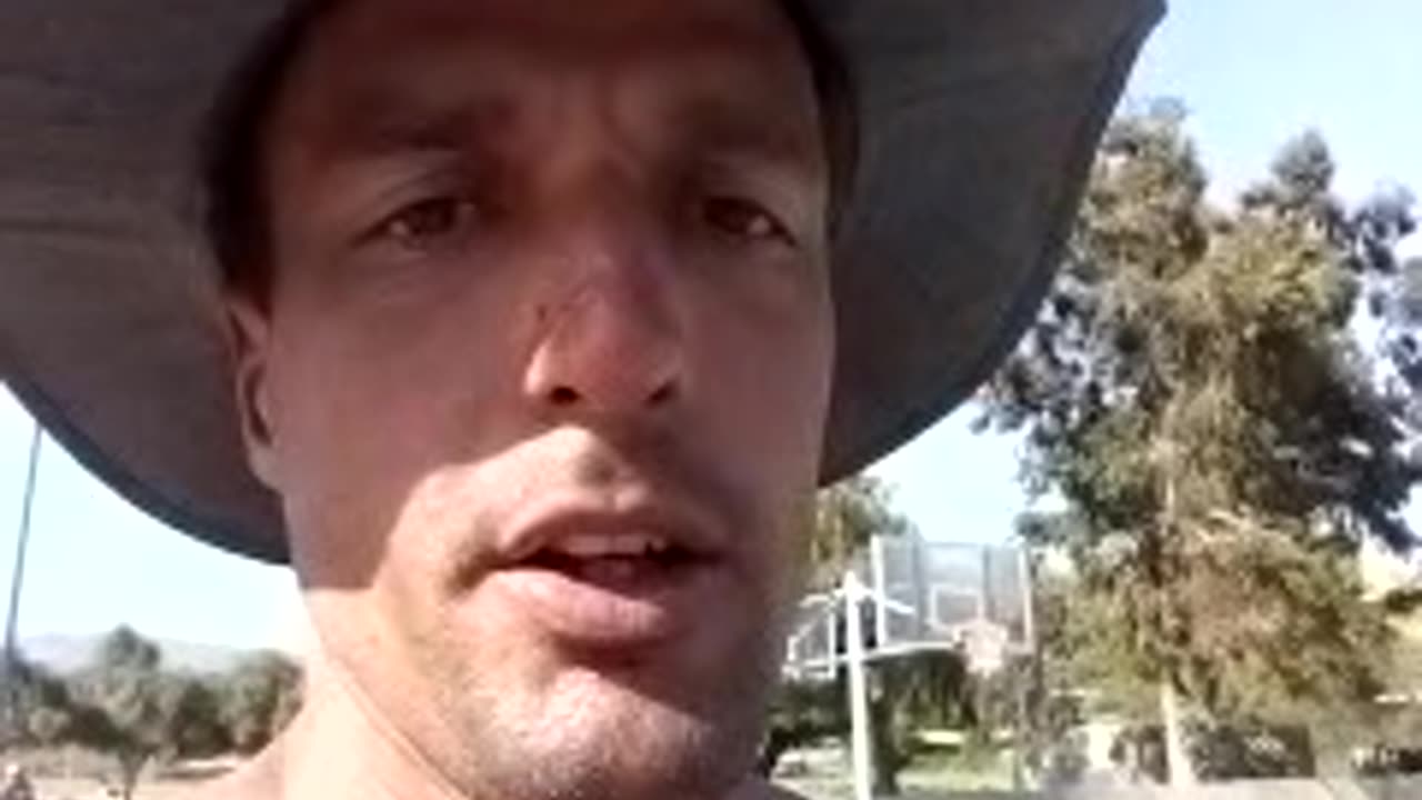 WORLD-FAMOUS COCOA BREAK. 4:25pm, Apr 15. COCOA = BREAK.