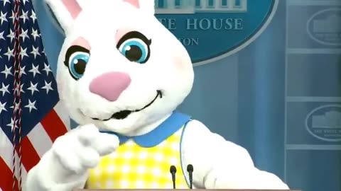 Reporter asks Easter Bunny about Trump indictment | Yes really