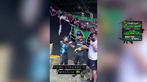 s1mple flexing with brazil fans