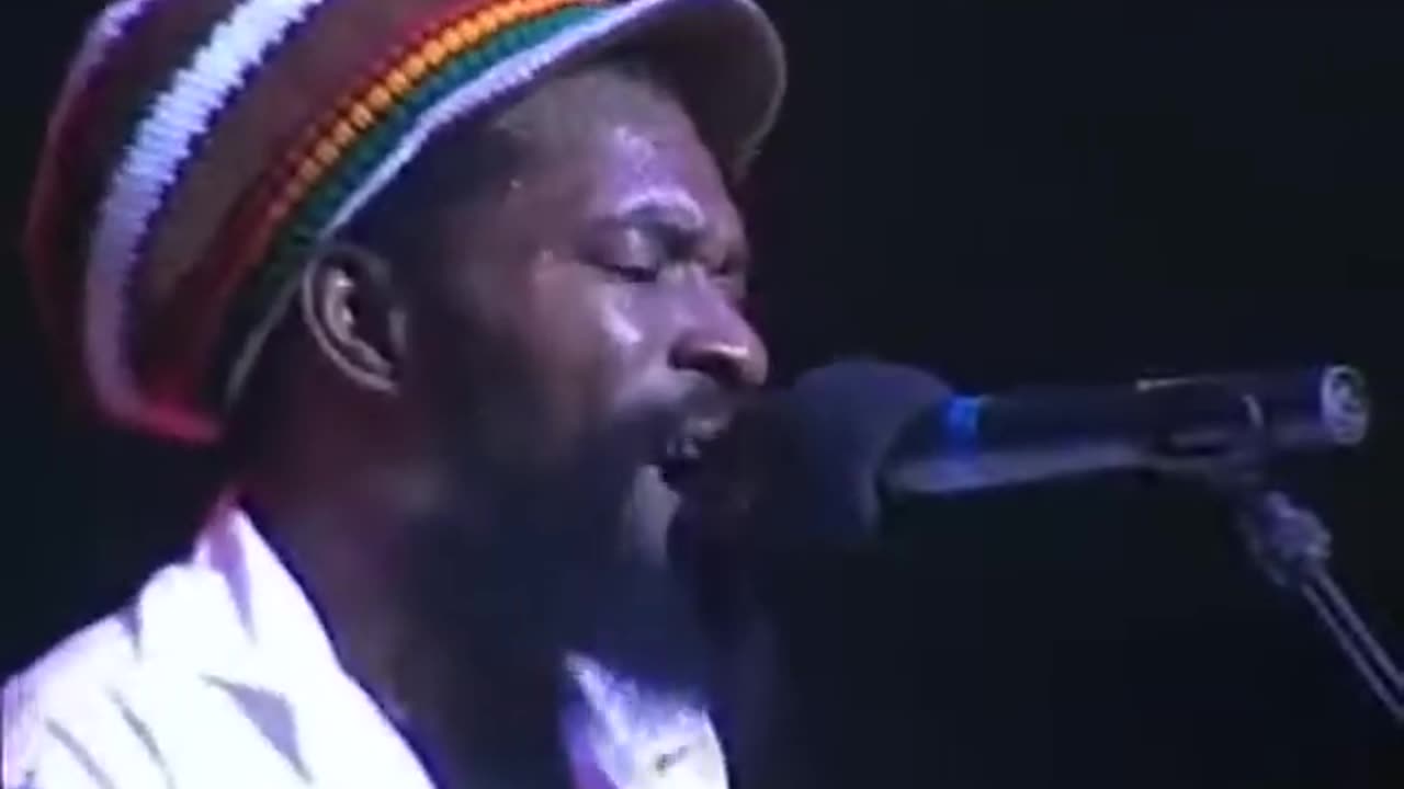 Israel Vibration - There is no end