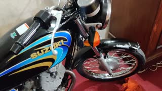 Suzuki 150 bike