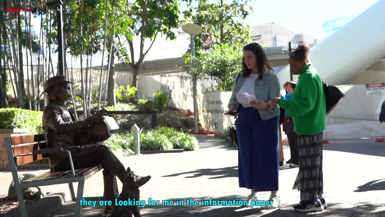 #Cowboy_prank in Brisbane city. funniest reactions.statue prank.