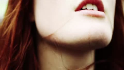 Icona Pop Ft Charli XCX - I Love It