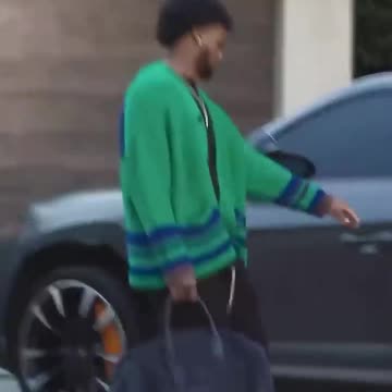 LeBron James Pranked Bronny Before Their First NBA Game😂