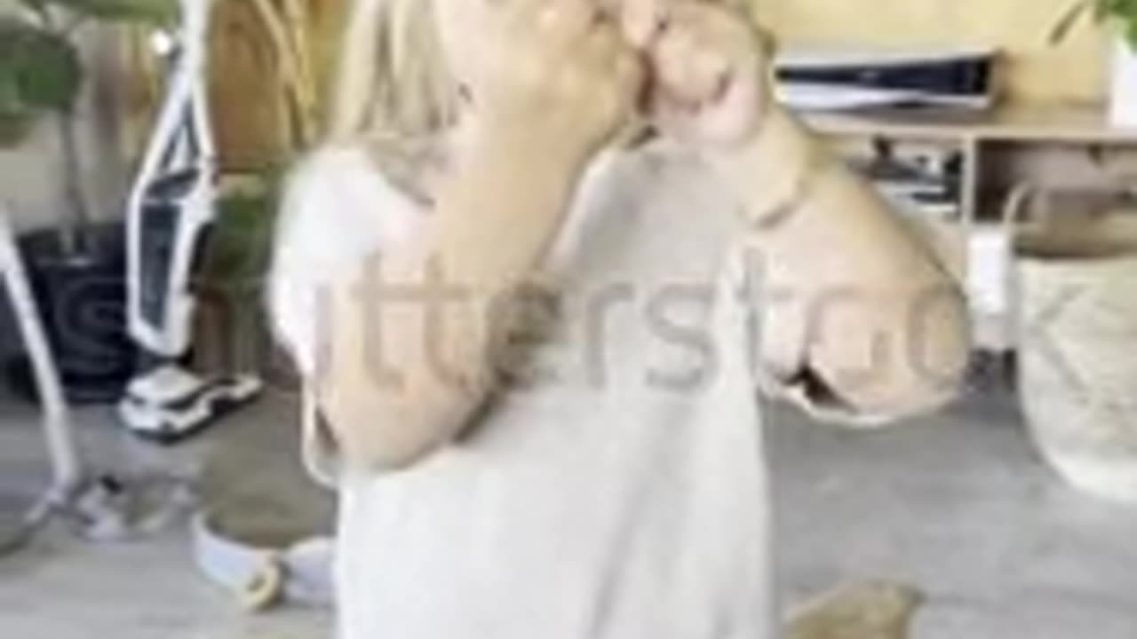 Sweet little girl!