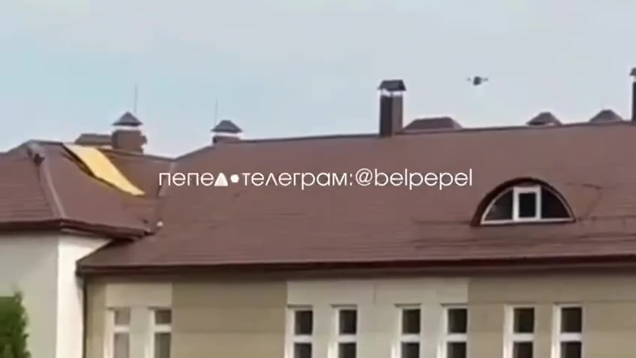 Russian Policeman in Belgorod Tries to Bring Down Ukrainian Drone with a Whistle