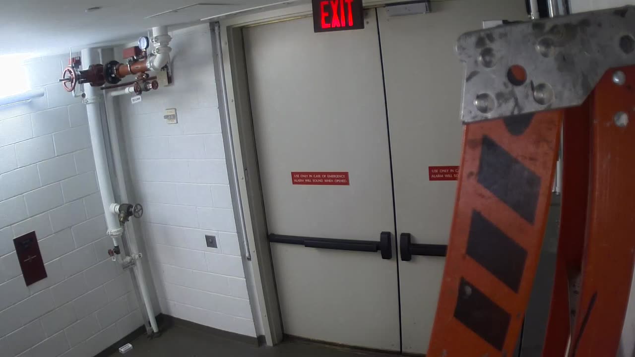 7181CVCULStair1_2021-01-05_03h40min01s247ms.mp4