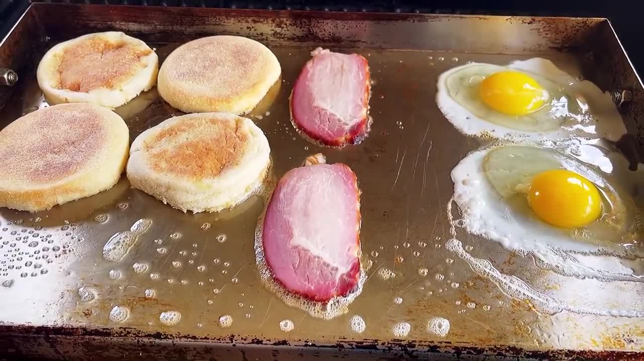 Homemade Canadian Bacon in English muffin | English muffin breakfast