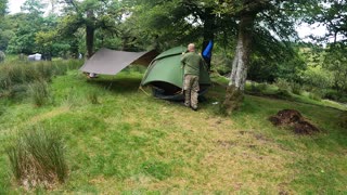 Setting up the Nature cloudpeak 2 . Speedlapse. Riverside wildcamping
