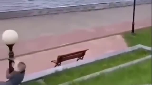 ΤΗΣ ΗΡΘΕ Ο ΟΥΡΑΝΟΣ......