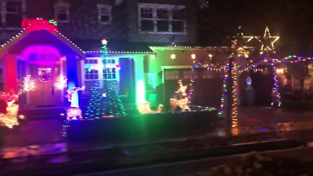 Willow Glen Holiday Lights Drive Thru Part IV 12月1日2022年