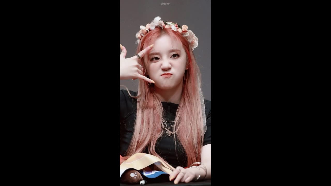 Yuqi of (G)idle covers Beautiful by Crush