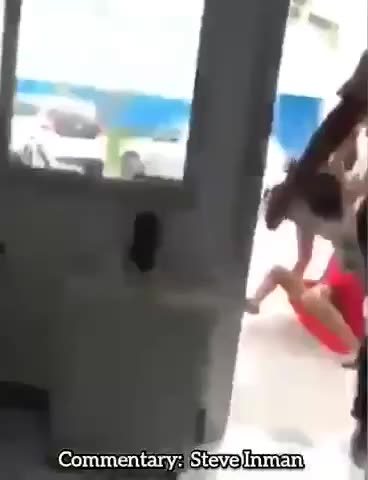 Trans woman Exposed Himself in Brazil and Brazil Woman Don't play