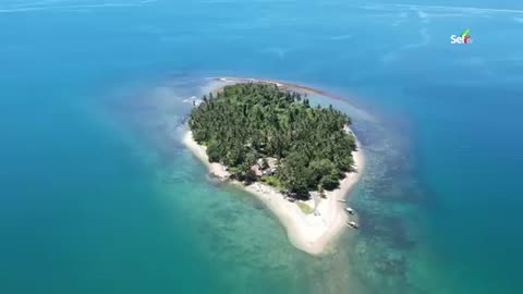 The STRANGEST TINY ISLAND in the Philippines