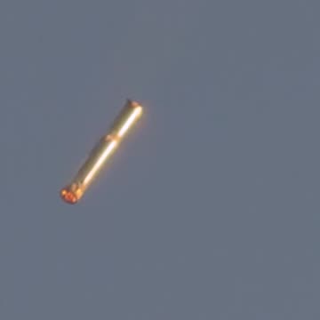 Great video of Starship Super Heavy Booster landing as seen from Mexico! 🇲🇽