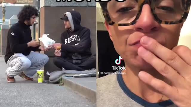C‘è chi non ha nulla, ma può darti tutto.