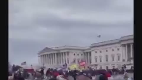 Police invites pro-Trump demonstrators inside the Capitol