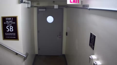 6160RHOBSBRSBST2StairwaySide_2021-01-05_00h20min00s193ms.mp4