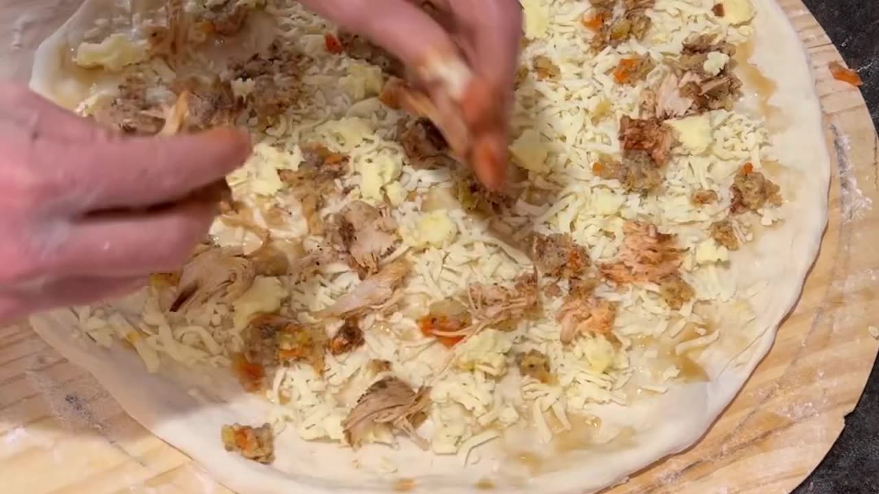 Ultimate Homemade Pizza: Step-by-Step Guide"