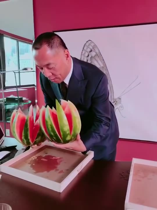 DkUGVvpSsggcq2uqHvEgX5