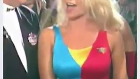 WRESTLERS' LOOKS CHANGE