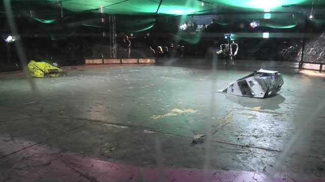 Roboriots Dublin 2019: Ironheart Vs Ripper LP (Fight 1)