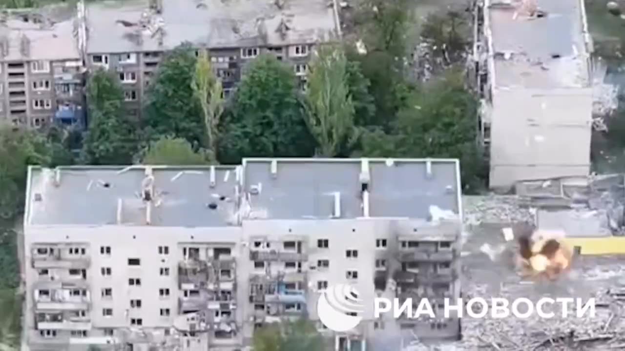 Russian Forces Captured Soldiers of the AFU While Clearing a Multi Story Building in Krasnogorovka