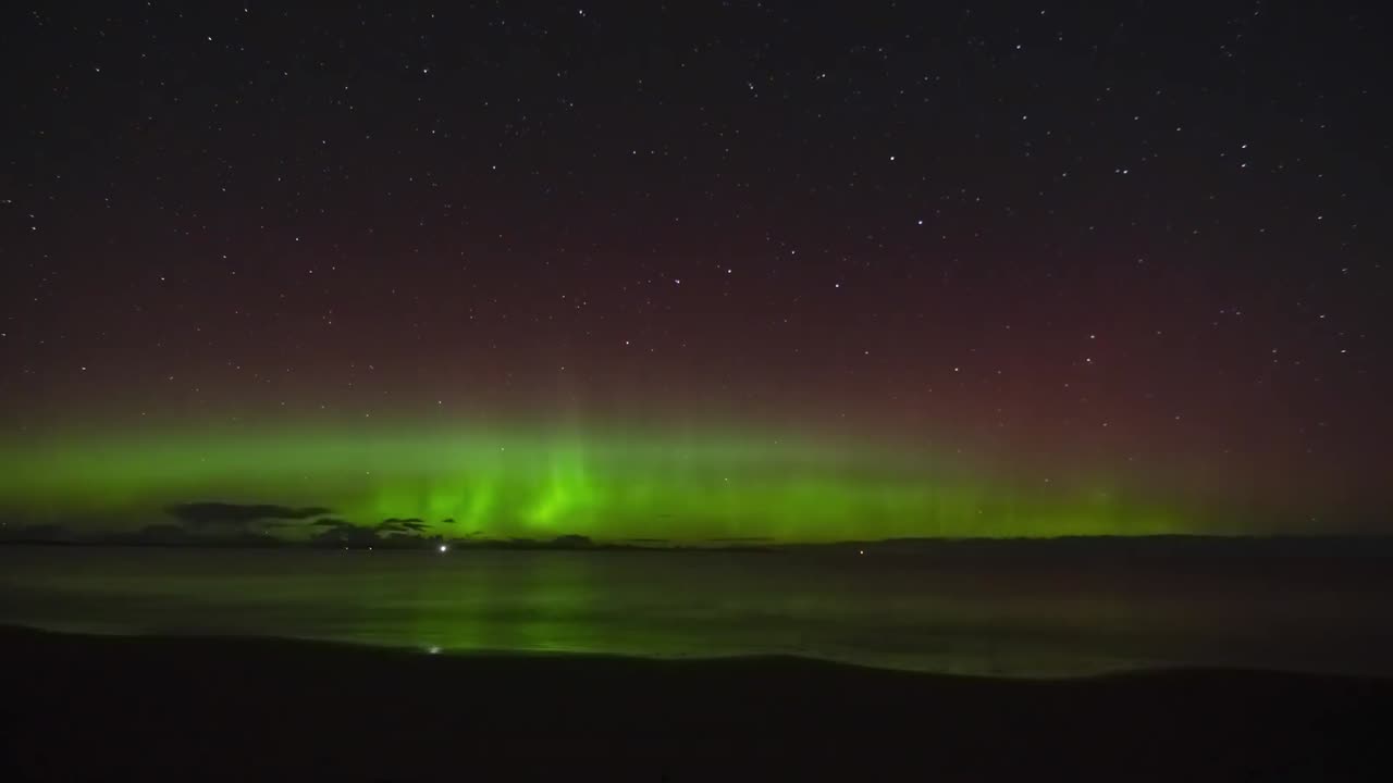 Aurora Time-lapse Findhorn Beach 30th Nov 2021