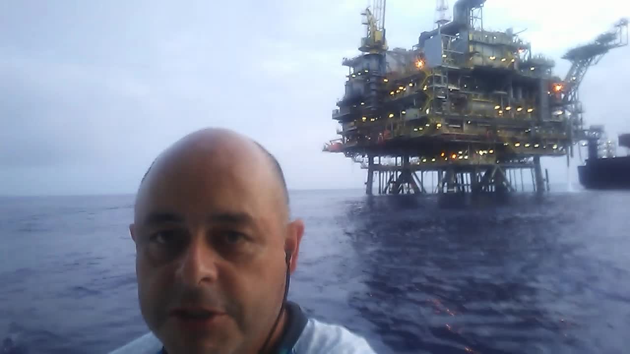 Dando um gira na plataforma mexilhões