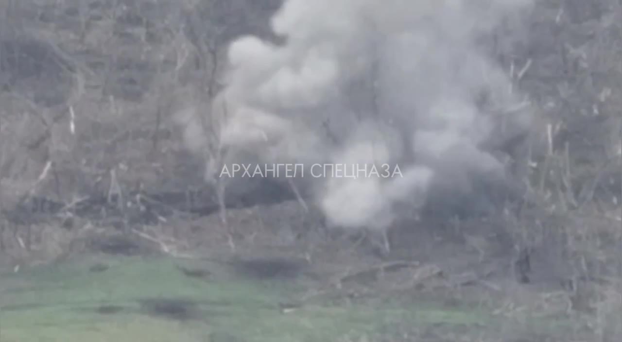 Destruction of the enemy in the trenches! Fast and clear.