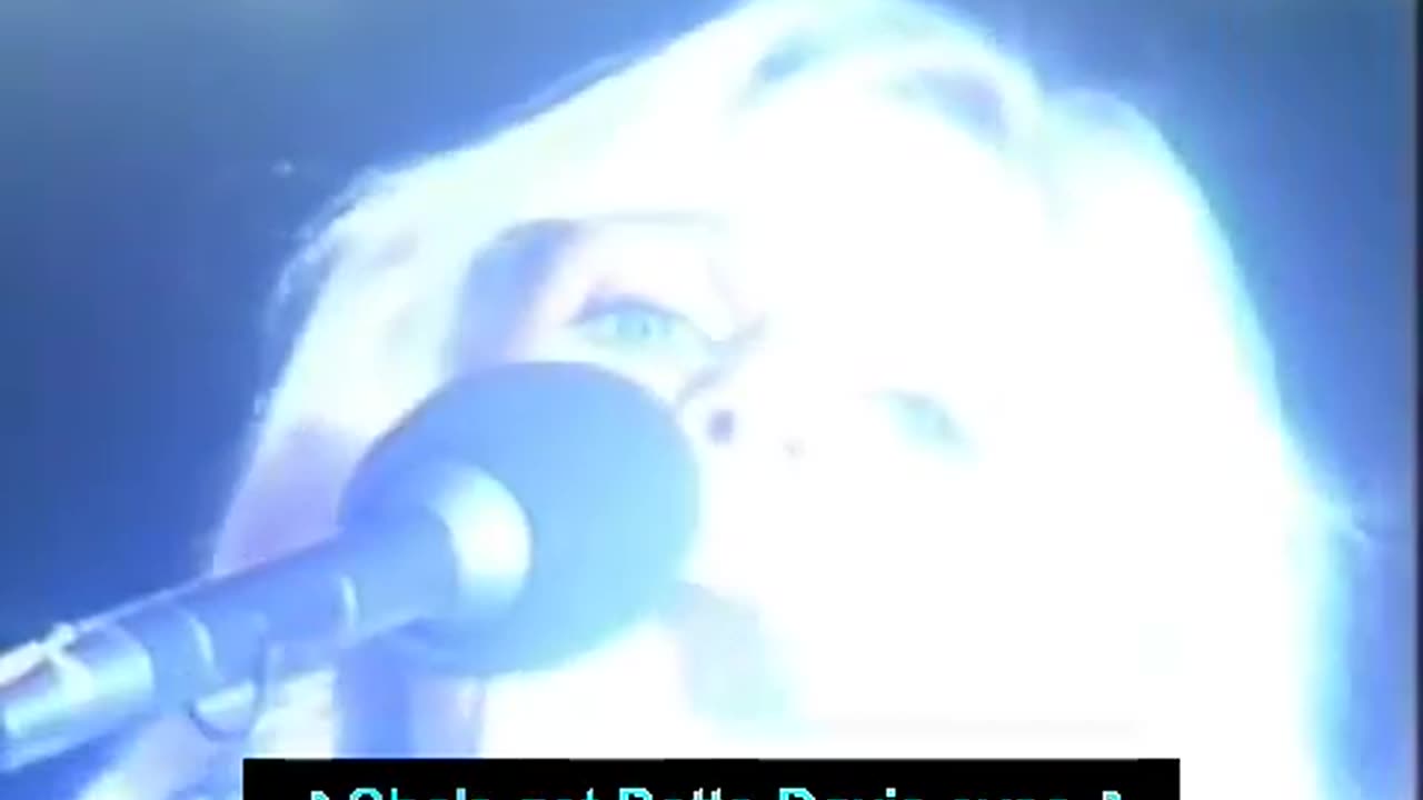 Kim Carnes - Bette Davis Eyes