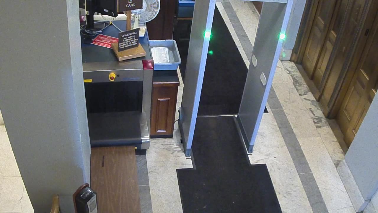 1017RSOB01DelAveADADoor_2021-01-05_22h18min41s553ms.mp4