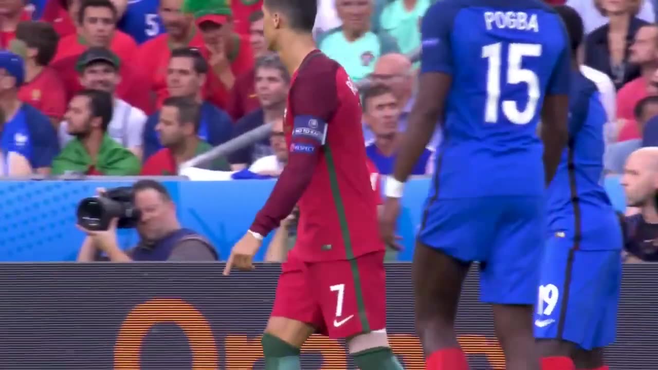 MOST HEARTBREAKING MOMENTS IN FOOTBALL!