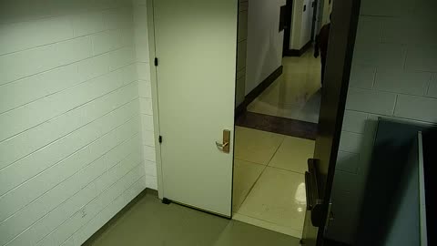 7046CVCLLElevator#3Lobby_2021-01-06_16h00min01s750ms.mp4