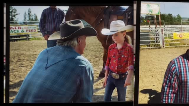 Heartland 16X8 Photo Slideshow