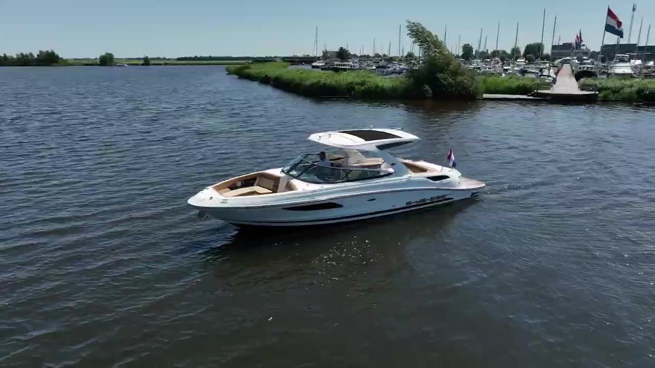 Sea Ray - SLX 350