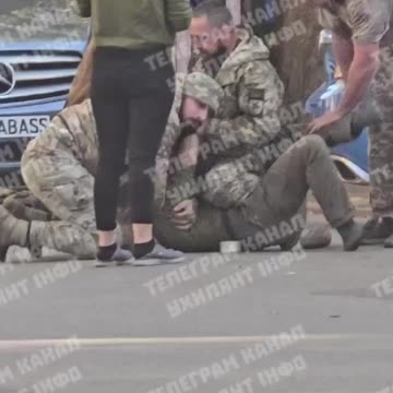 The Ukrainian Zelensky regime TCC abductors abducts a Ukrainian man in Nikolayev