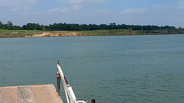 Cross the Mekong River 2