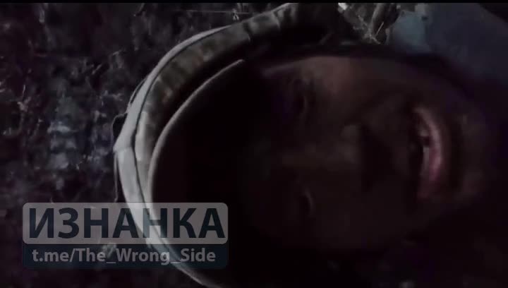 ‼️Half-covered ukrovoyak shows off his broken teeth after getting to know a Russian shell in h