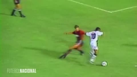 Football's Most HUMBLE Dribbling